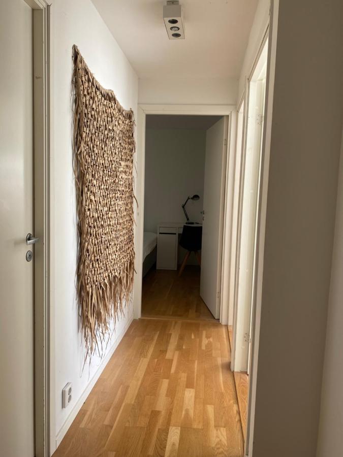Exclusive 2 Level Etage Next To Arlanda-city Metro Lägenhet