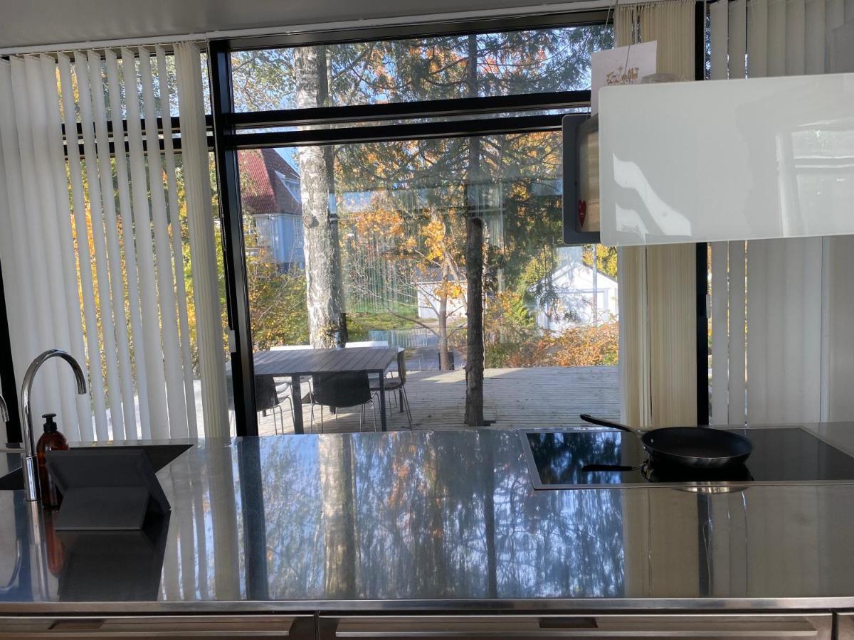 Exclusive 2 Level Etage Next To Arlanda-city Metro Lägenhet